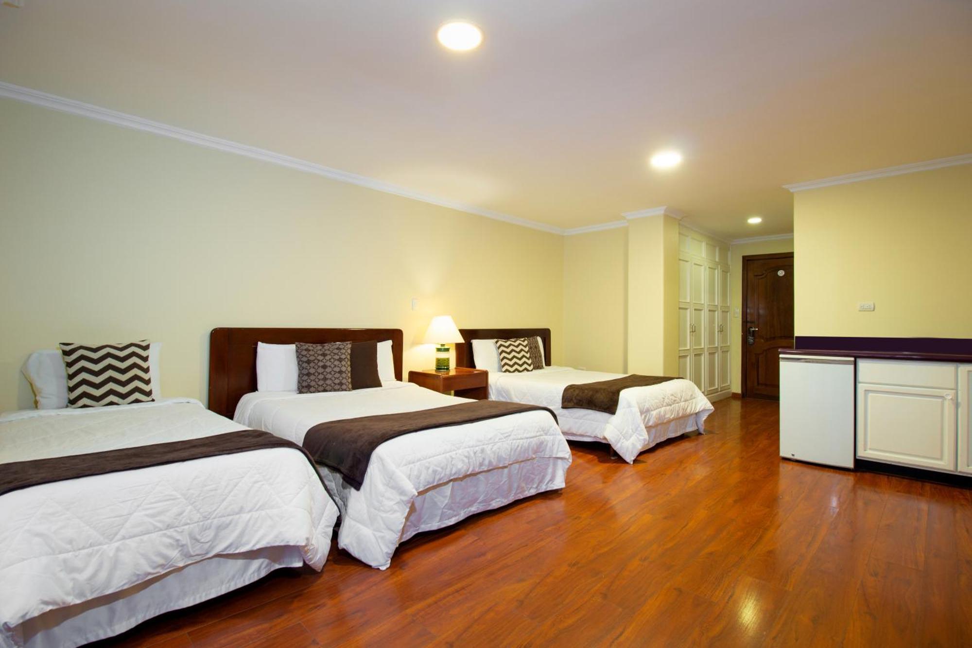 Hotel Nass Pinar del Lago Cuenca Exterior foto